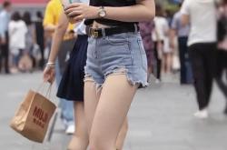 英雄联盟总决赛赛程-蓝衣军团的坚韧诗篇，当意大利的钢铁防线，遇上泰国足球的黄金闪电