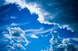 英雄联盟总决赛时间-伊布暴力破防与安哥拉绝杀韩国，足球世界中的个人英雄主义与团队奇迹