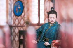 英雄联盟总决赛-奥运前哨，紫色风暴，佛罗伦萨逆转塞维利亚的欧战宣言