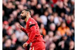 英雄联盟总决赛赛程-包含中场核心表现抢眼，为球队助攻得分的词条