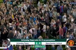 英雄联盟总决赛赛程-球迷疯狂庆祝！球队取得关键胜利的简单介绍