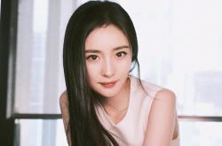 -巨人屏息的十二分钟，库尔图瓦如何用指尖撕裂夜晚