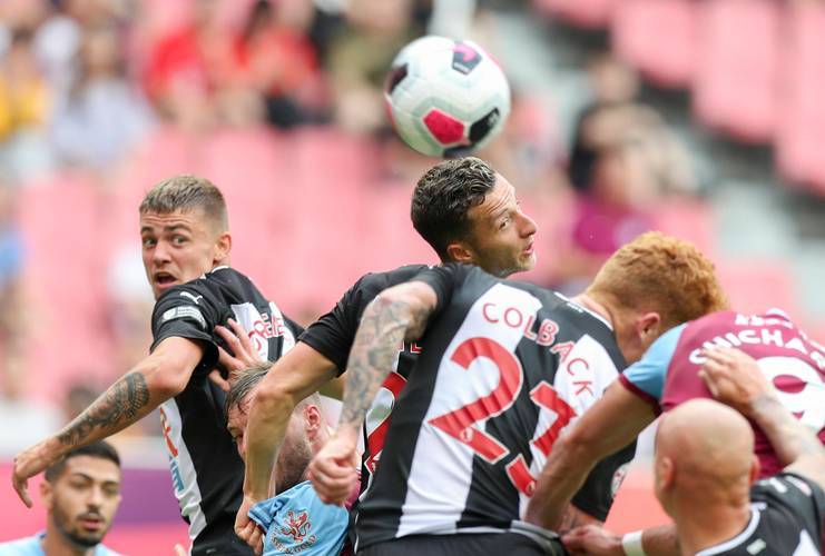 纽卡斯尔联主场战胜水晶宫,结束不胜的简单介绍 纽卡斯尔联主场战胜水晶宫,结束不胜的简单介绍