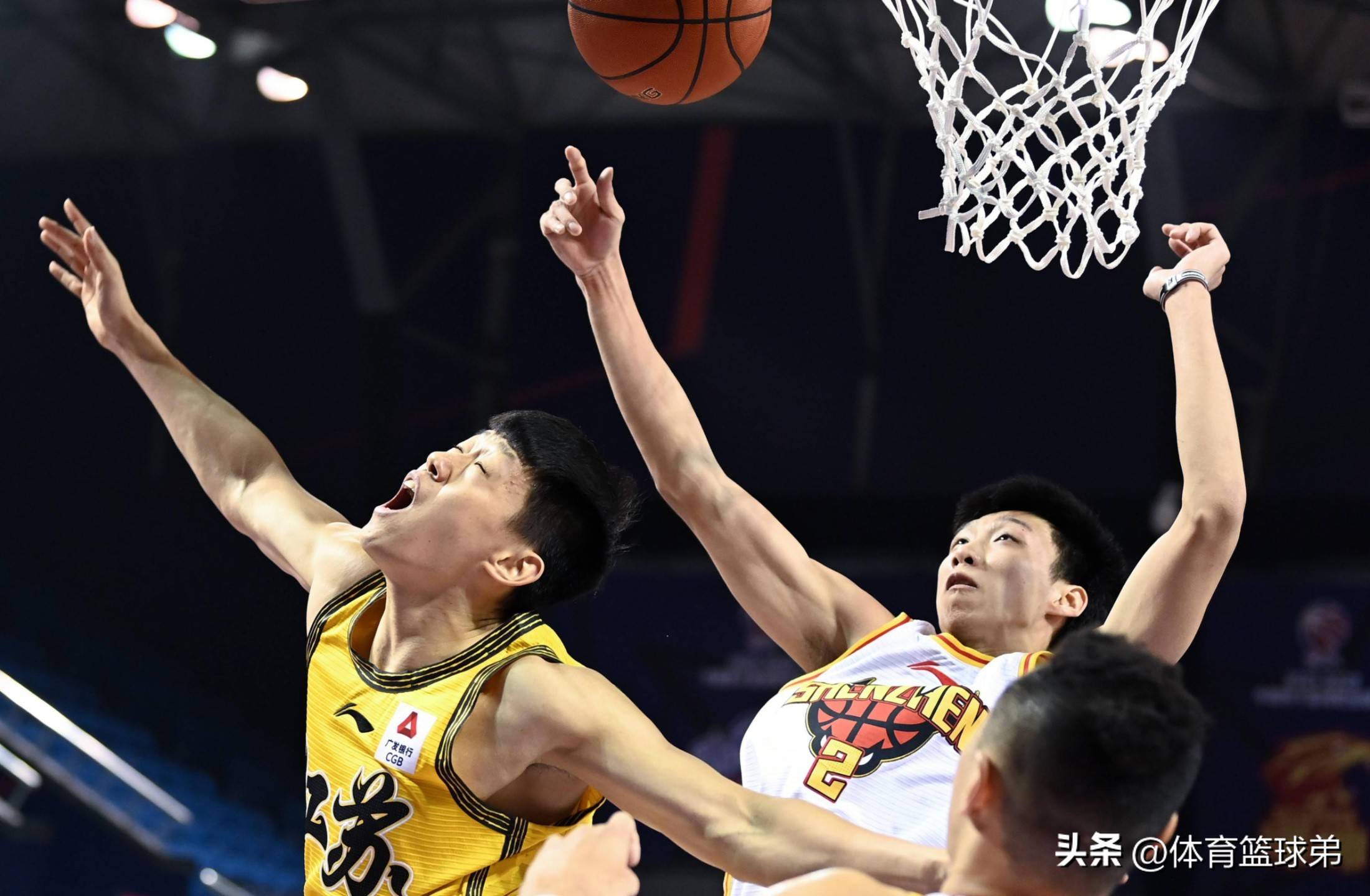 山东队主场告捷，深圳遭遇连败