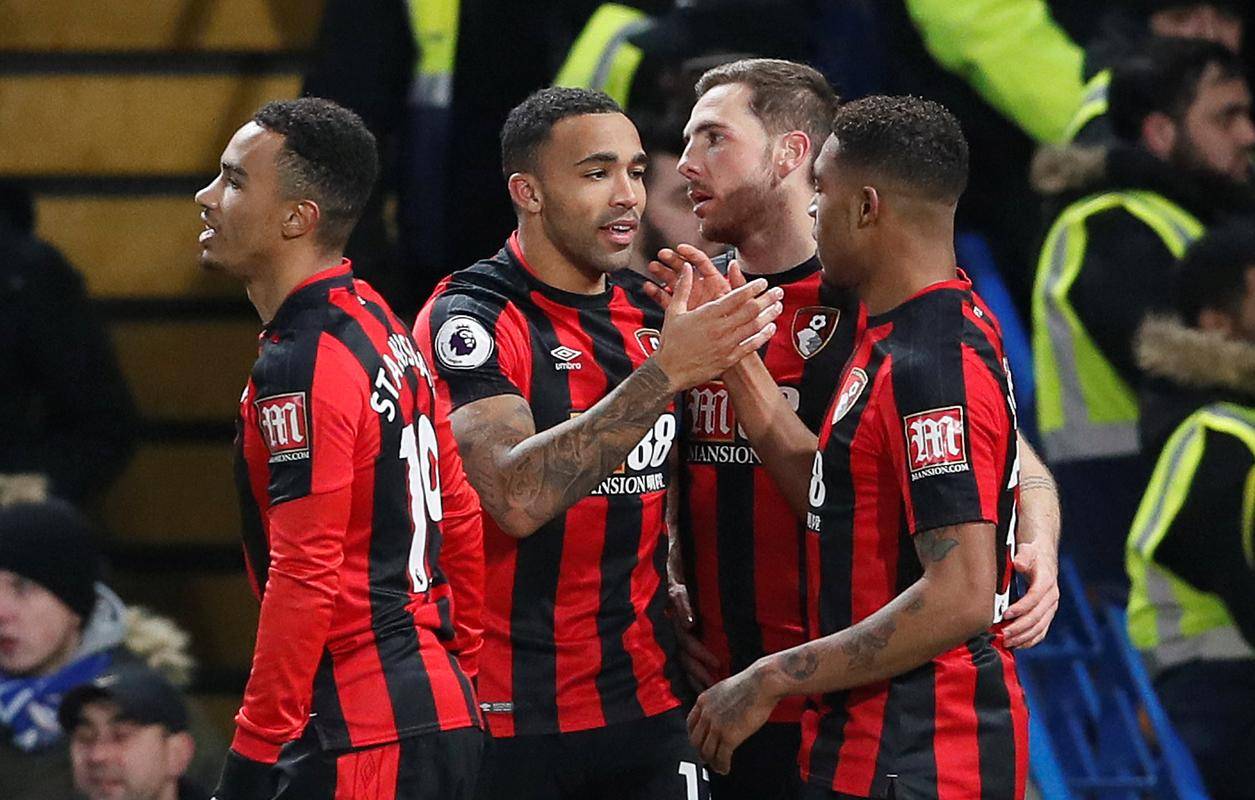 包含伯恩茅斯逼平对手，保级形势稍有起色！的词条