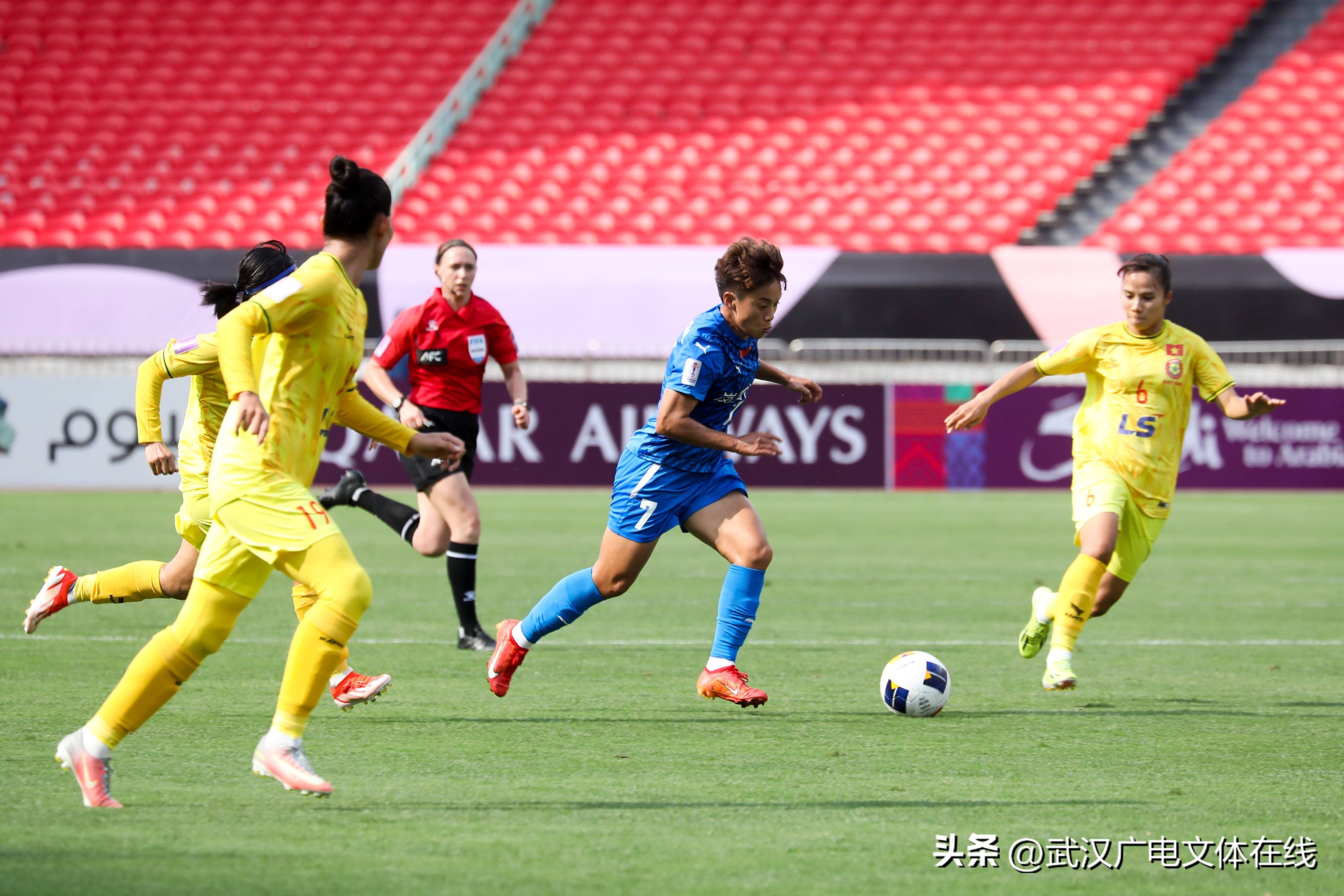 关于女足大获全胜晋级，在望夺冠劲让全场的信息