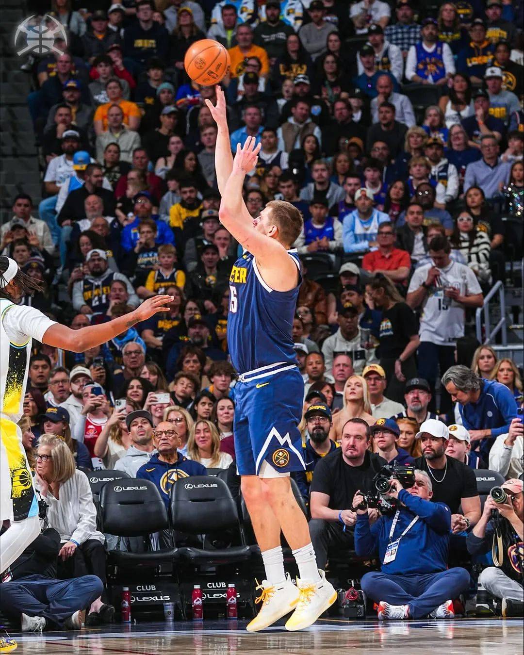 关于爵士大胜奇才,掘金遭遇六连败困境!的信息 关于爵士大胜奇才,掘金遭遇六连败困境!的信息