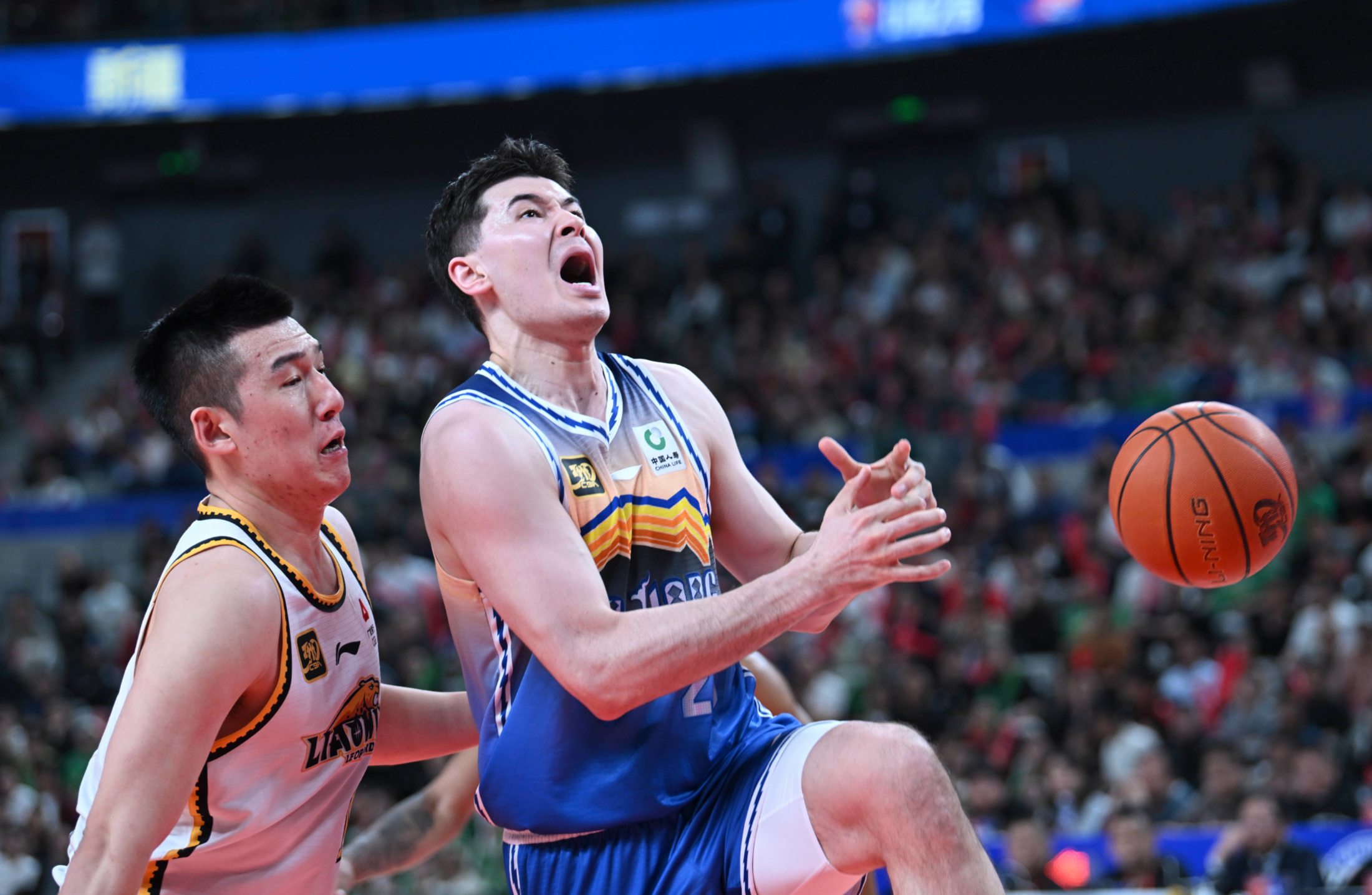 关于北京队力克上海队,赵继伟扛起全队的信息 关于北京队力克上海队,赵继伟扛起全队的信息