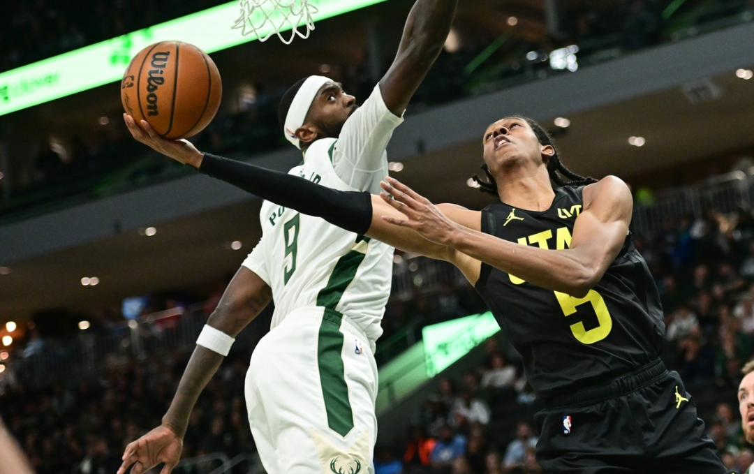 爵士险胜雄鹿,德罗赞关键制胜 爵士险胜雄鹿,德罗赞关键制胜