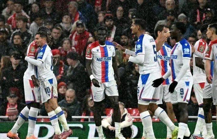 利物浦鏖战切尔西，托尼点燃赛场