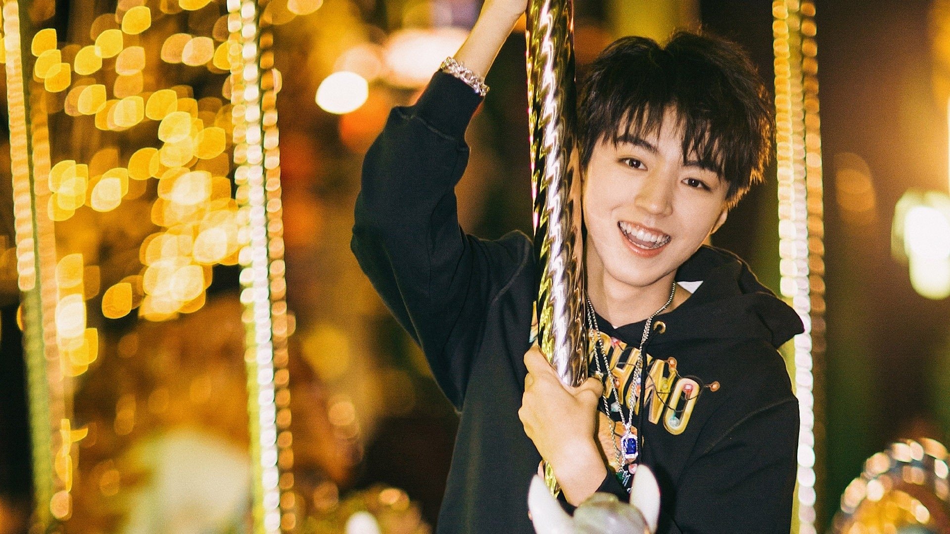 从深渊到王座，爱德华兹生死战改写剧本，灰熊压哨粉碎绿军神话