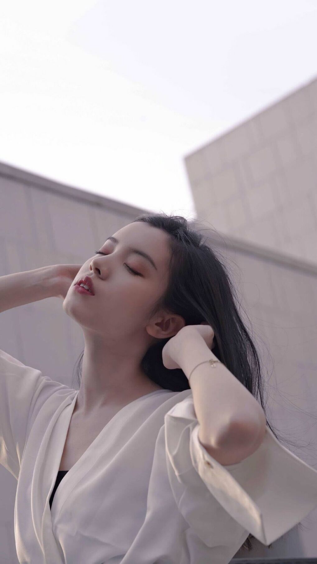 舞台中央，当马刺的最后一击照亮莫兰特的聚光灯