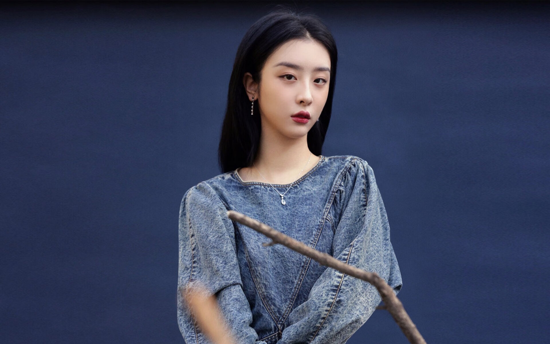天蓝闪电,迪亚斯独舞,乌拉圭在2026世界杯E组焦点战中横扫厄瓜多尔,宣告南美新王诞生